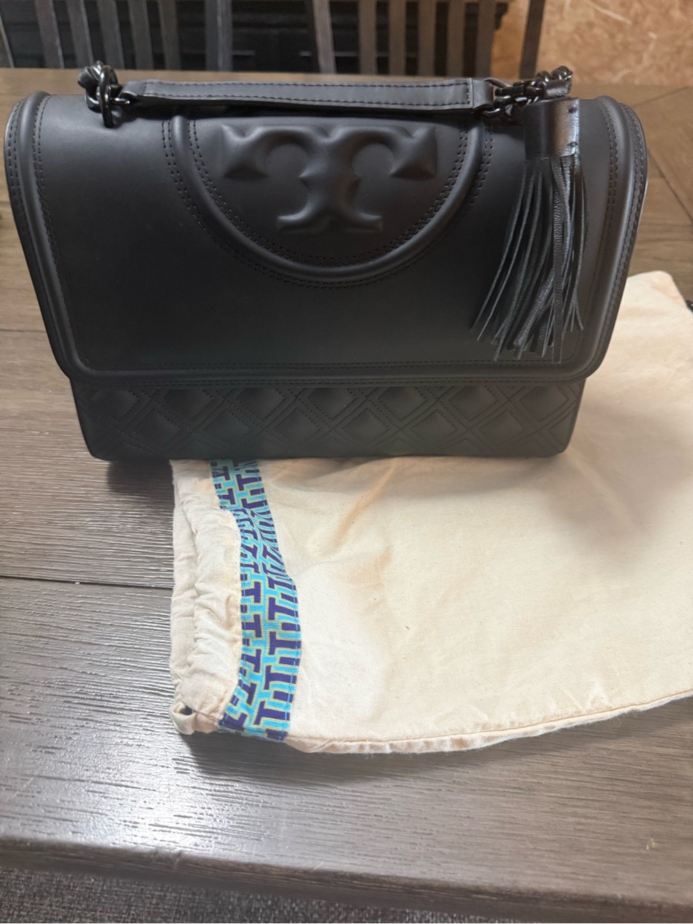 Tory Burch Black Fleming Matte Black Like New